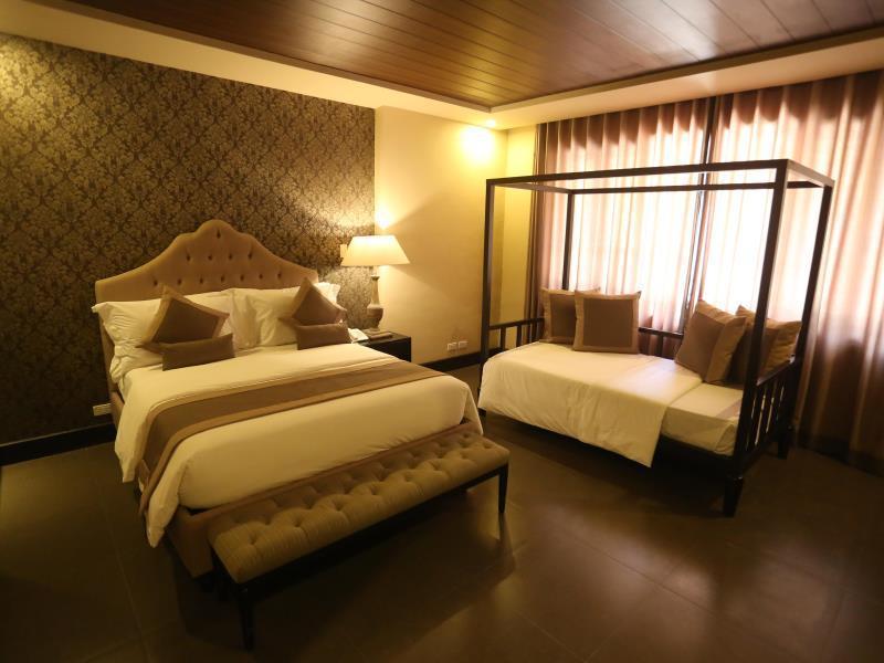 Hotel Hillcreek Gardens Tagaytay à Luksuhin Extérieur photo